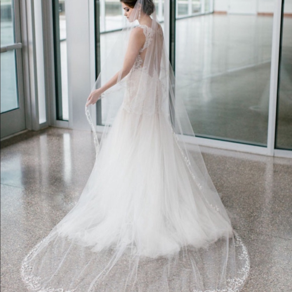 Wedding veil Donatella by Toni Federici